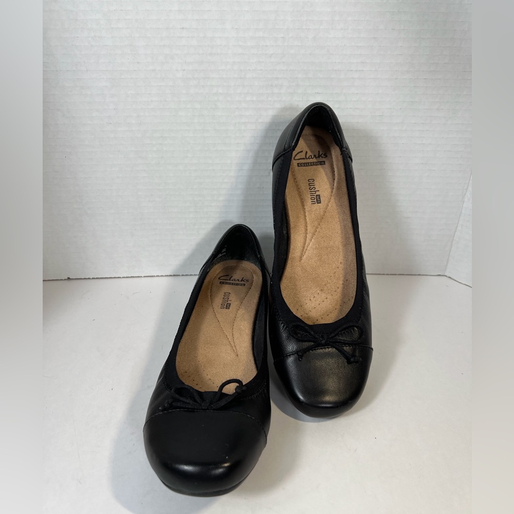 Clarks Collection Cushion Soft Black Leather Ballet Flats Bow 8M Comfort